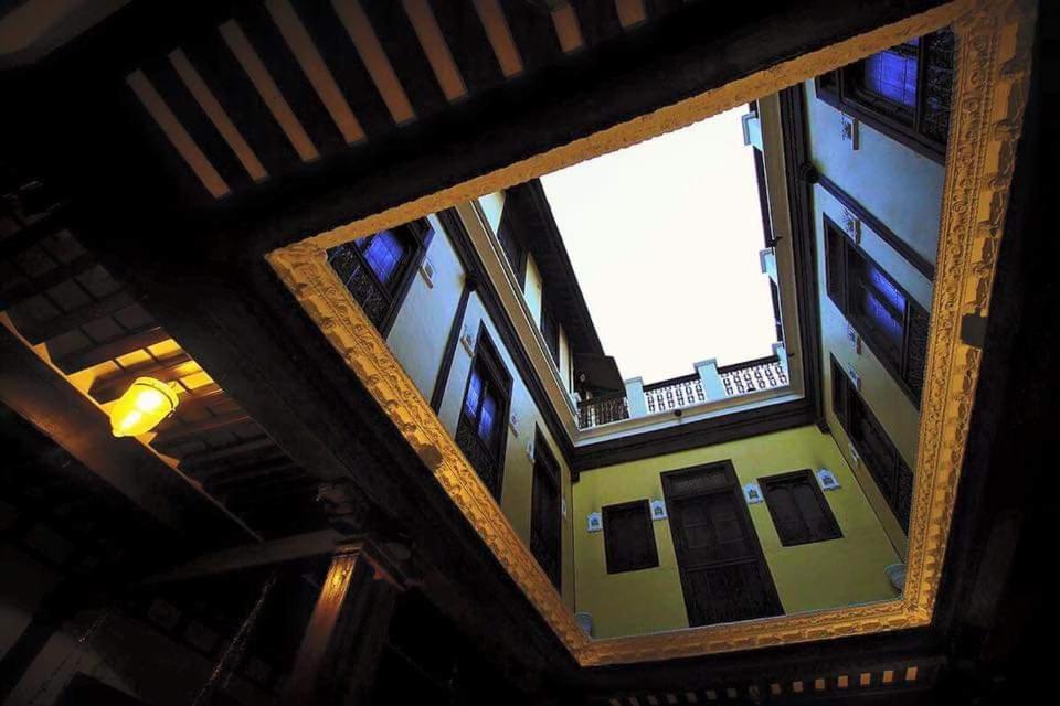 Bed and Breakfast Deewanji Ni Haveli à Ahmedabad Extérieur photo