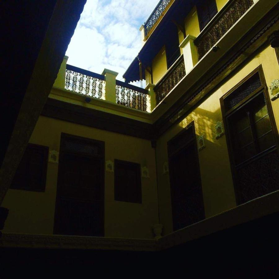 Bed and Breakfast Deewanji Ni Haveli à Ahmedabad Extérieur photo