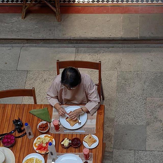 Bed and Breakfast Deewanji Ni Haveli à Ahmedabad Extérieur photo