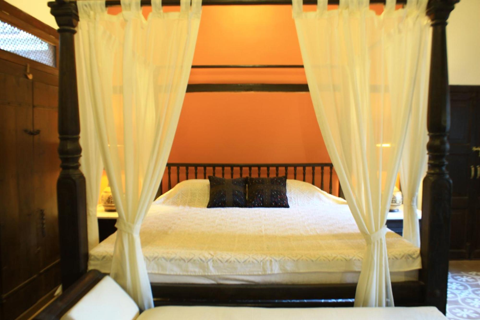Bed and Breakfast Deewanji Ni Haveli à Ahmedabad Extérieur photo