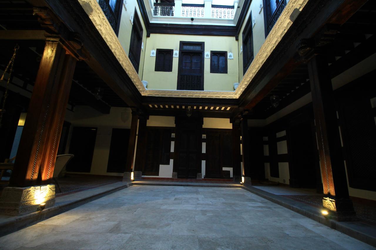 Bed and Breakfast Deewanji Ni Haveli à Ahmedabad Extérieur photo